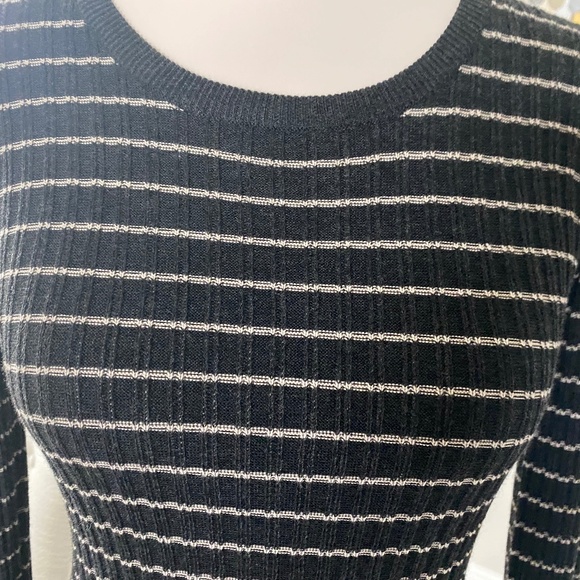 Splendid Black and White Striped Dress - Picture 2 of 3